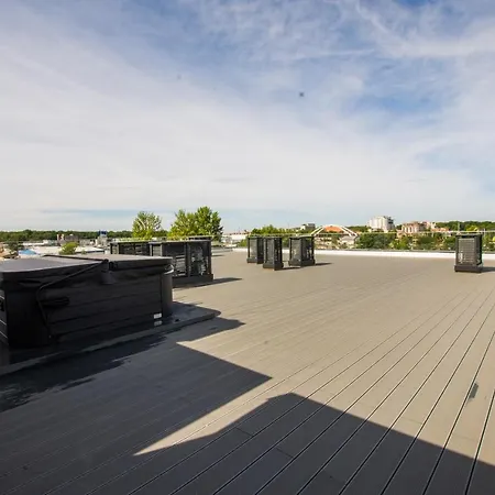 Baltic Marina Z Garazem Apartamento *