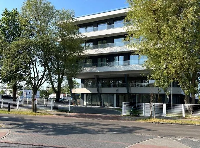 Baltic Marina Z Garazem Kolberg